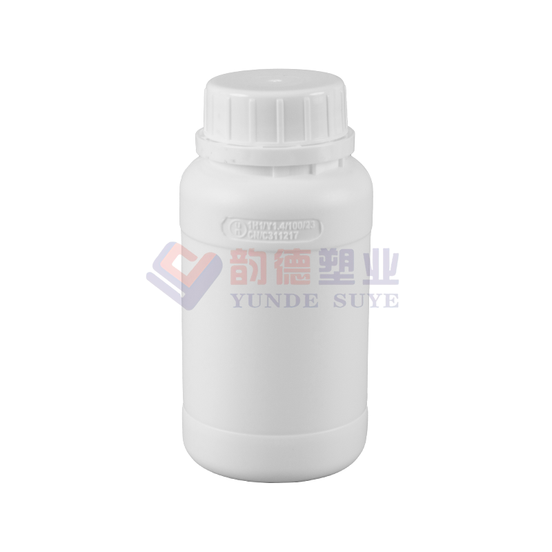 Bottiglia rotonda con barriera al fluoro traslucida addensata 250 ml-01